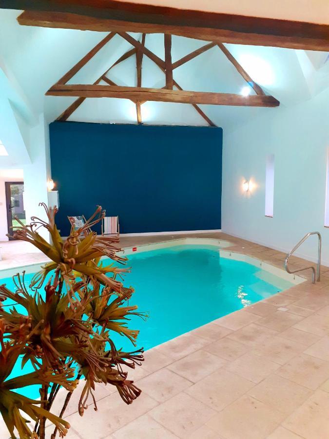 Domaine De La Limetiere Hotell Neuvy-le-Roi Eksteriør bilde