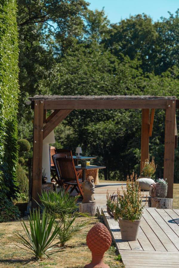 Domaine De La Limetiere Hotell Neuvy-le-Roi Eksteriør bilde